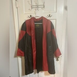Vintage avanti trench leather jacket, red and black , shoulder pads,size medium